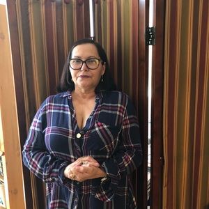 Meet your Posher, Monica